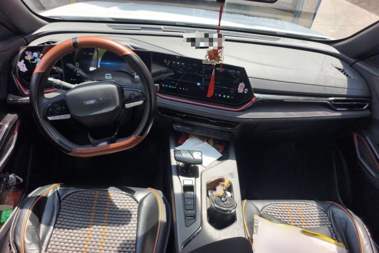 Used CHANGAN OSHAN X5 PLUS 2023 1.5T DCT Navigation Edition Interior 2