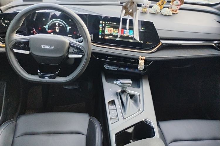 Used CHANGAN OSHAN X5 PLUS 2023 1.5T DCT Pioneer Edition Interior 2