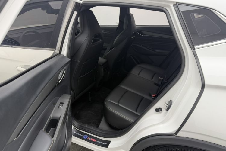 Used CHANGAN OSHAN X5 PLUS 2023 Revised 1.5T DCT Excellence Edition Interior 2