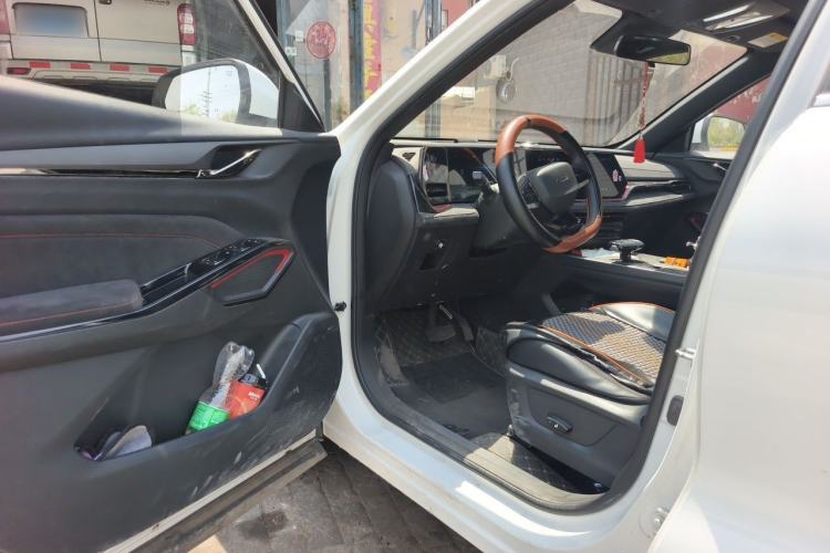 Used CHANGAN OSHAN X5 PLUS 2023 1.5T DCT Navigation Edition Interior 3