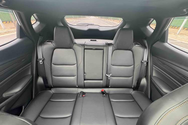 Used CHANGAN OSHAN X5 PLUS 2023 1.5T DCT Smart & Fun AI Edition Interior 4