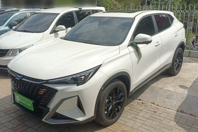 Used CHANGAN OSHAN X5 PLUS 2023 Revised 1.5T DCT Excellence Edition