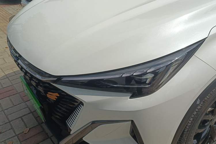 Used CHANGAN OSHAN X5 PLUS 2023 Revised 1.5T DCT Excellence Edition Left Front Headlight