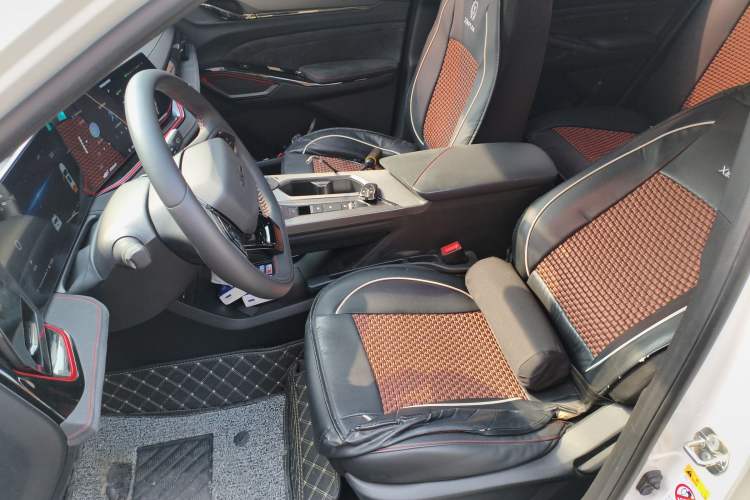 Used CHANGAN OSHAN X5 PLUS 2023 1.5T DCT Excellence Edition Left Front Seat