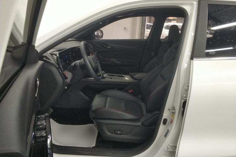 Used CHANGAN OSHAN X5 PLUS 2023 1.5T DCT Excellence Edition Left Front Seat
