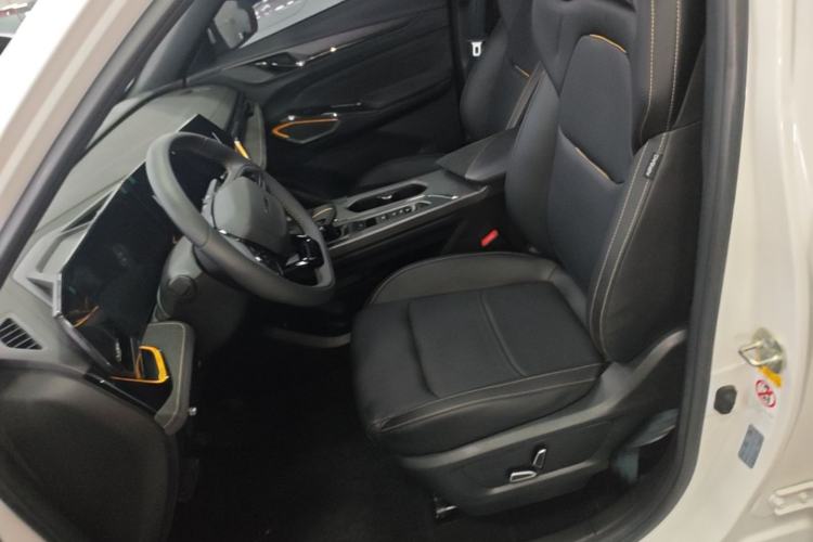 Used CHANGAN OSHAN X5 PLUS 2023 1.5T DCT Smart & Fun AI Edition Left Front Seat