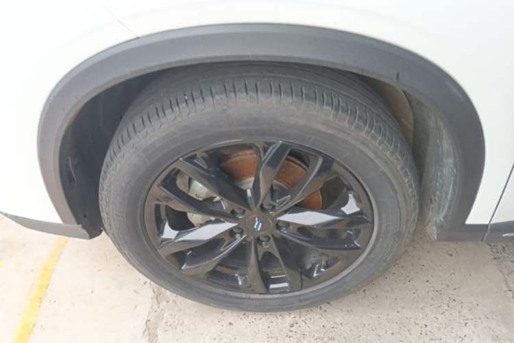 Used CHANGAN OSHAN X5 PLUS 2023 Revised 1.5T DCT Excellence Edition Left Front Wheel Hub