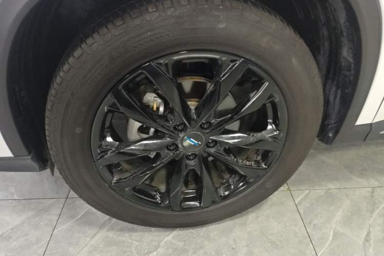 Used CHANGAN OSHAN X5 PLUS 2023 1.5T DCT Smart & Fun AI Edition Left Front Wheel Hub