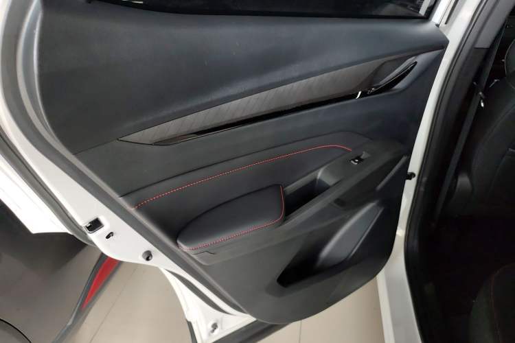 Used CHANGAN OSHAN X5 PLUS 2023 Revised Version 1.5T DCT Navigation Edition Left Rear Door Interior