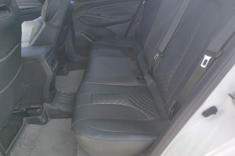 Used CHANGAN OSHAN X5 PLUS 2023 1.5T DCT Navigation Edition Left Rear Seat