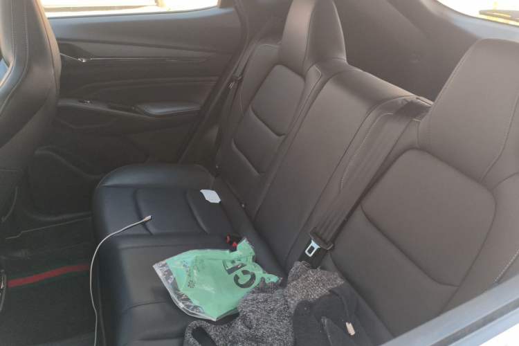 Used CHANGAN OSHAN X5 PLUS 2023 Revised 1.5T DCT Pioneer Edition Left Rear Seat