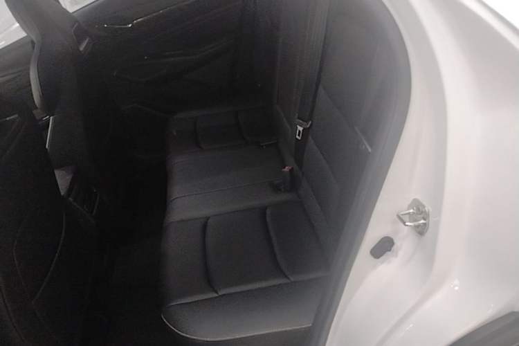 Used CHANGAN OSHAN X5 PLUS 2023 1.5T DCT Smart & Fun AI Edition Left Rear Seat