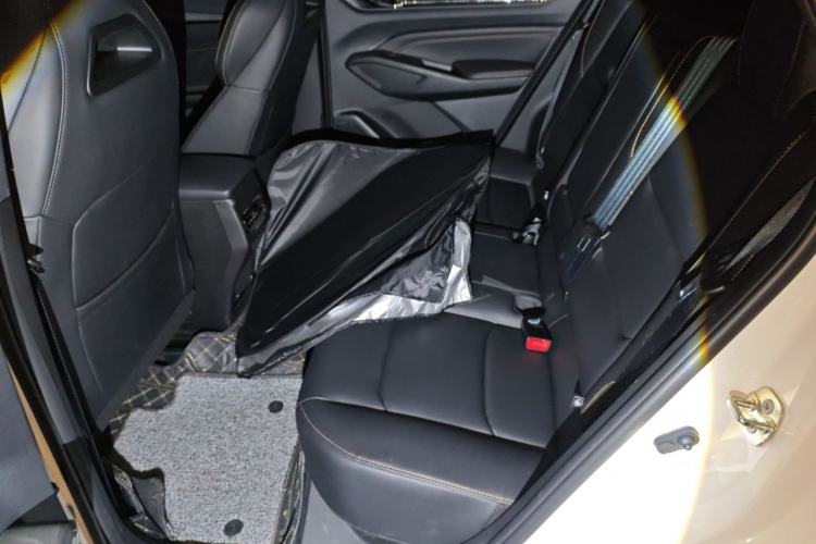 Used CHANGAN OSHAN X5 PLUS 2023 1.5T DCT Excellence Edition Left Rear Seat