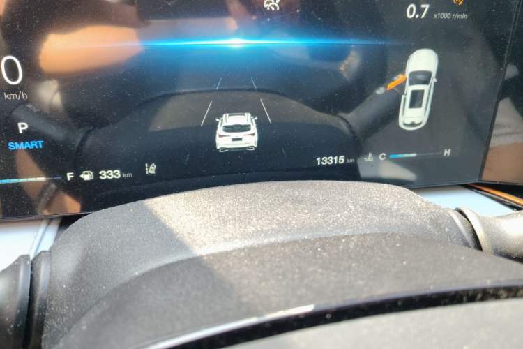 Used CHANGAN OSHAN X5 PLUS 2023 1.5T DCT Smart & Fun AI Edition Odometer Close Up