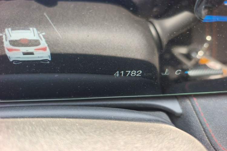 Used CHANGAN OSHAN X5 PLUS 2023 1.5T DCT Navigation Edition Odometer Close Up