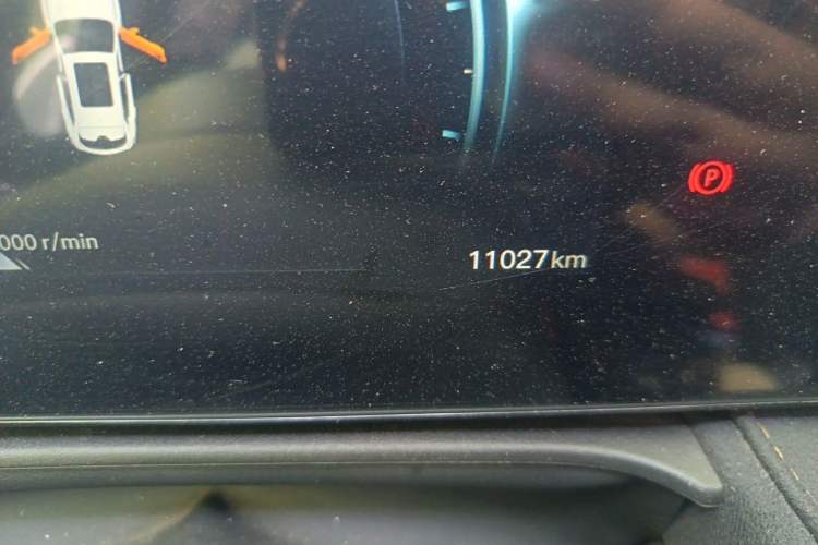 Used CHANGAN OSHAN X5 PLUS 2023 Revised 1.5T DCT Pioneer Edition Odometer Close Up