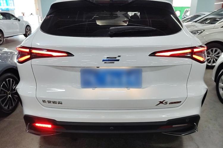 Used CHANGAN OSHAN X5 PLUS 2023 Revised 1.5T DCT Pioneer Edition Rear