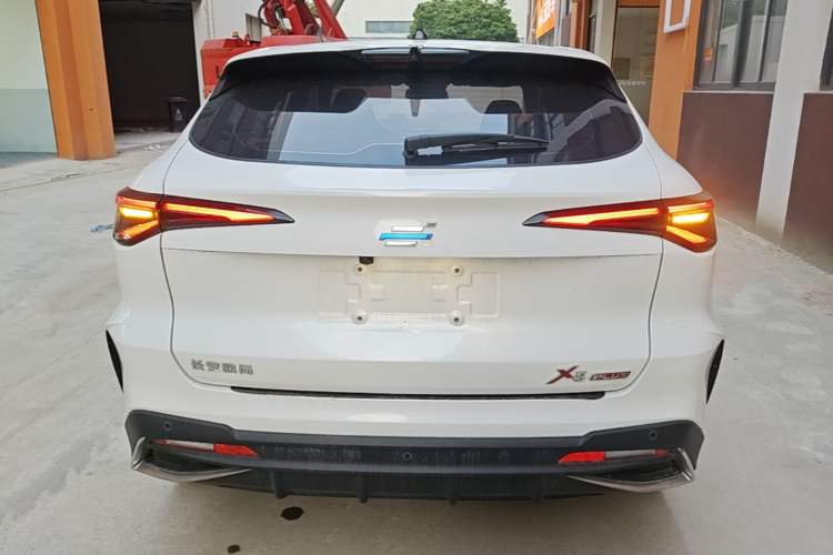 Used CHANGAN OSHAN X5 PLUS 2023 Revised 1.5T DCT Excellence Edition Rear