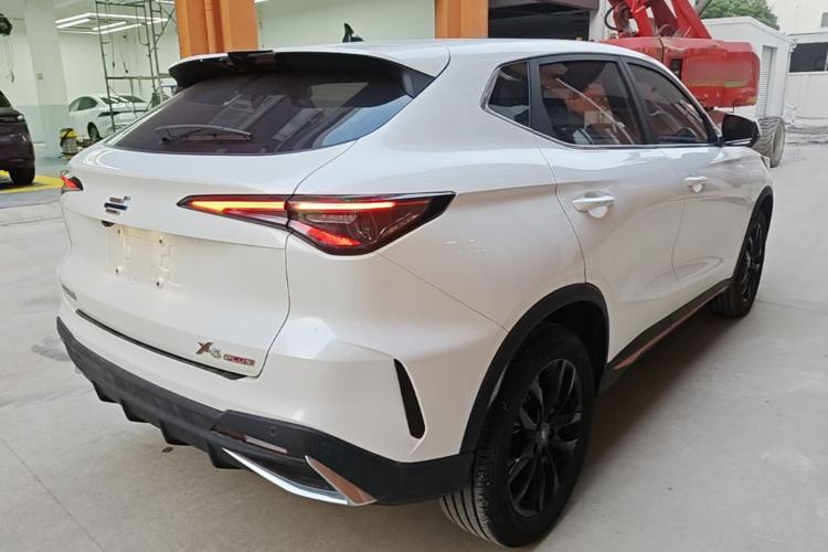 Used CHANGAN OSHAN X5 PLUS 2023 Revised 1.5T DCT Excellence Edition Rear Right 45 Deg