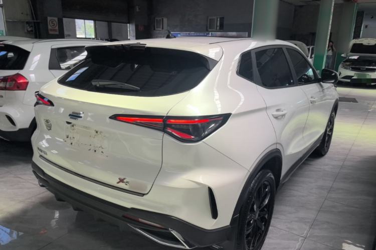 Used CHANGAN OSHAN X5 PLUS 2023 Revised 1.5T DCT Excellence Edition Rear Right 45 Deg