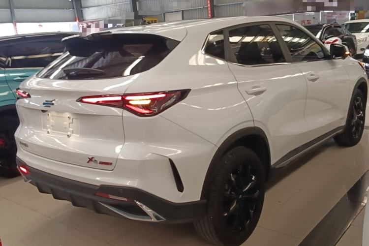 Used CHANGAN OSHAN X5 PLUS 2023 1.5T DCT Excellence Edition Rear Right 45 Deg