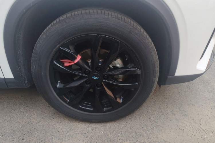 Used CHANGAN OSHAN X5 PLUS 2023 1.5T DCT Excellence Edition Right Front Wheel Hub