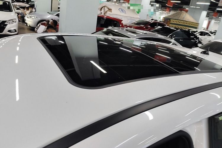 Used CHANGAN OSHAN X5 PLUS 2023 Revised 1.5T DCT Pioneer Edition Roof
