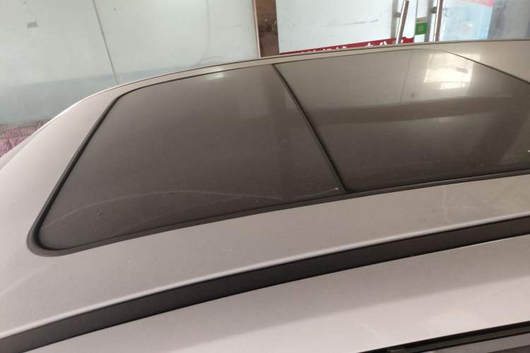 Used CHANGAN OSHAN X5 PLUS 2023 Revised 1.5T DCT Excellence Edition Roof