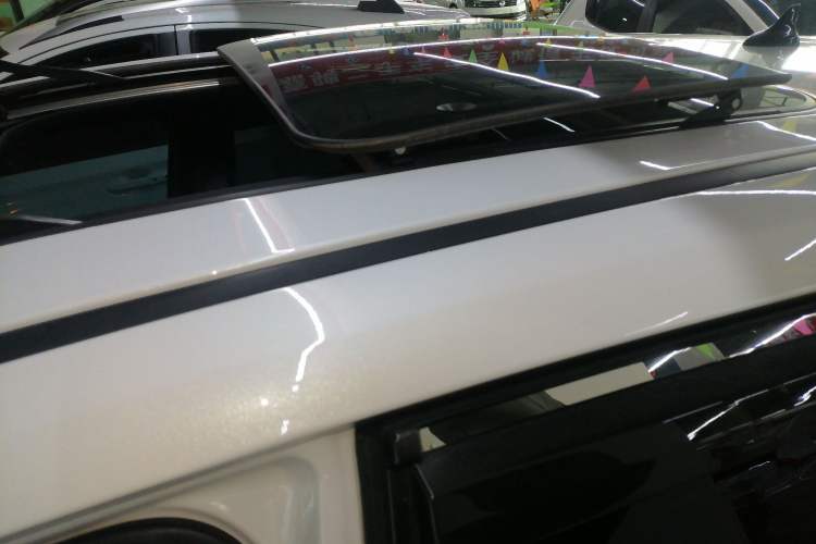 Used CHANGAN OSHAN X5 PLUS 2023 1.5T DCT Excellence Edition Roof