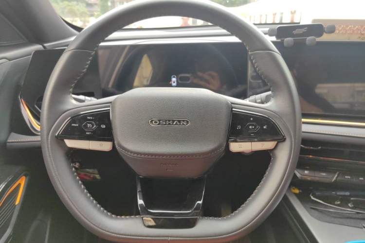 Used CHANGAN OSHAN X5 PLUS 2023 1.5T DCT Enjoyment Version Steering Wheel