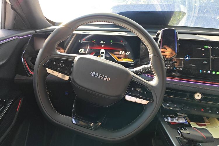 Used CHANGAN OSHAN X5 PLUS 2023 Revised Version 1.5T DCT Navigation Edition Steering Wheel