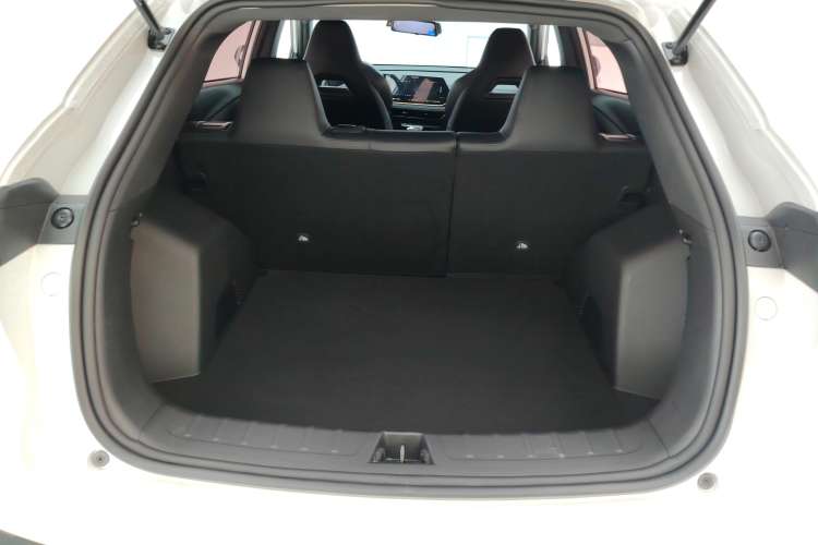 Used CHANGAN OSHAN X5 PLUS 2023 Revised 1.5T DCT Pioneer Edition Trunk