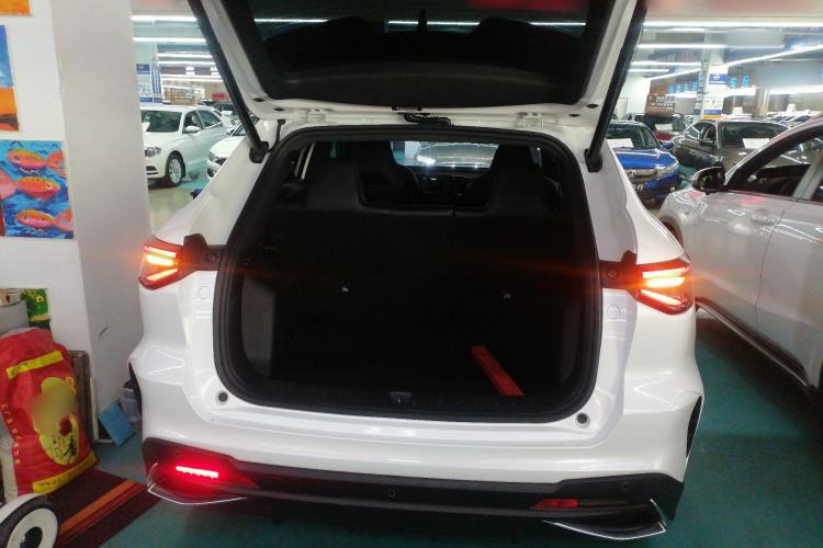 Used CHANGAN OSHAN X5 PLUS 2023 1.5T DCT Excellence Edition Trunk