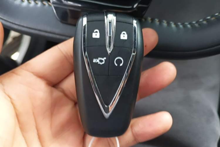 Used CHANGAN OSHAN X5 PLUS 2023 Revised 1.5T DCT Excellence Edition Vehicle Key