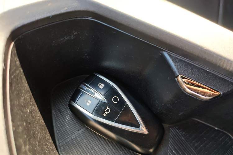 Used CHANGAN OSHAN X5 PLUS 2023 1.5T DCT Navigation Edition Vehicle Key