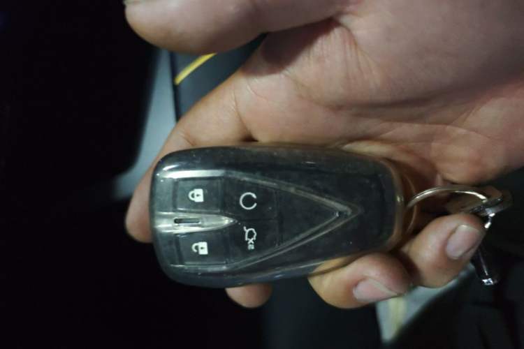 Used CHANGAN OSHAN X5 PLUS 2023 1.5T DCT Excellence Edition Vehicle Key