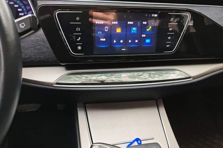 Used CHANGAN OSHAN X7 2020 1.5T Automatic Luxury Version Audio And AC Panel