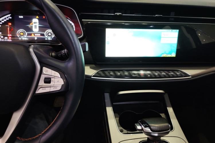 Used CHANGAN OSHAN X7 2020 1.5T Automatic Prestige Edition Center Console
