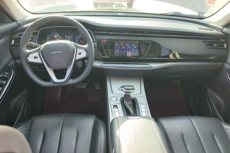 Used CHANGAN OSHAN X7 2020 1.5T Automatic Luxury Version Center Console