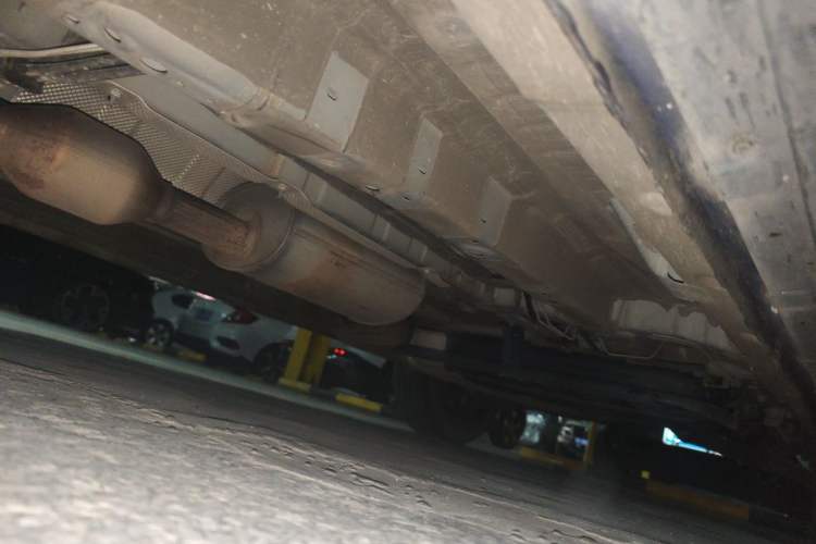 Used CHANGAN OSHAN X7 2020 1.5T Automatic Prestige Edition Chassis Front Left