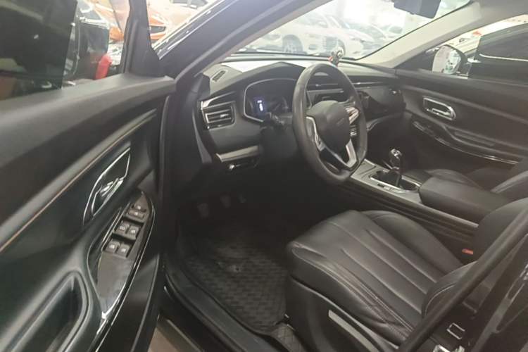 Used CHANGAN OSHAN X7 2020 1.5T Manual Luxury Version Driver Seat