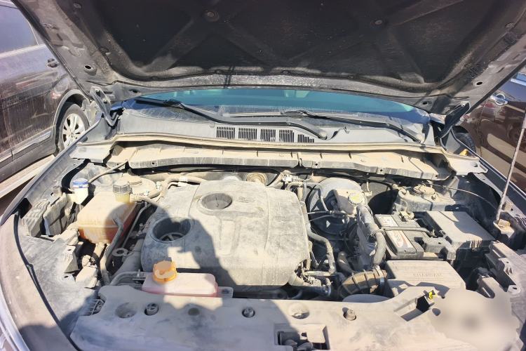 Used CHANGAN OSHAN X7 2020 1.5T Automatic Luxury Version Engine Bay