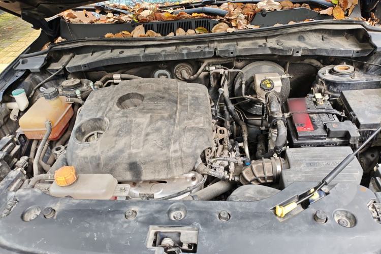 Used CHANGAN OSHAN X7 2020 1.5T Automatic Luxury Version Engine Bay