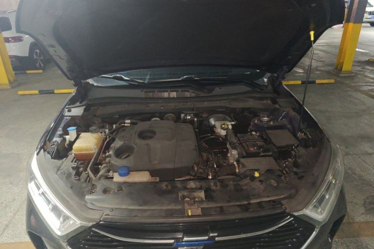 Used CHANGAN OSHAN X7 2020 1.5T Automatic Prestige Edition Engine Bay