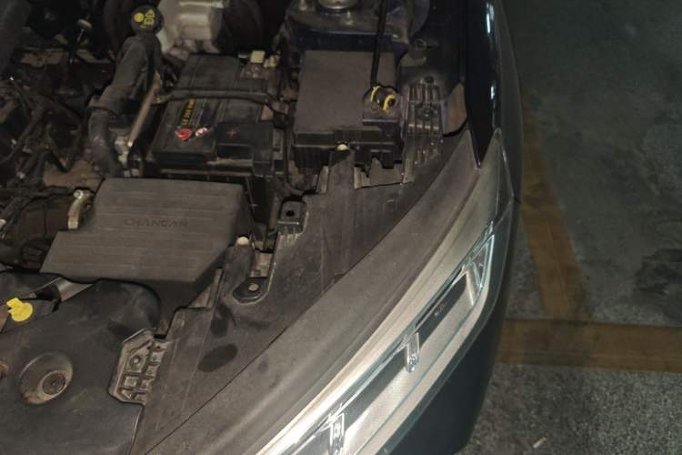 Used CHANGAN OSHAN X7 2020 1.5T Automatic Prestige Edition Engine Bay Left