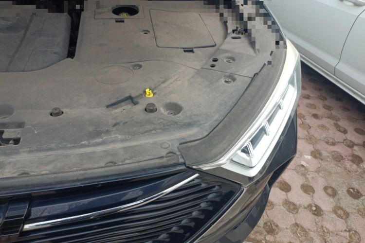 Used CHANGAN OSHAN X7 2020 1.5T Automatic Luxury Version Engine Bay Left