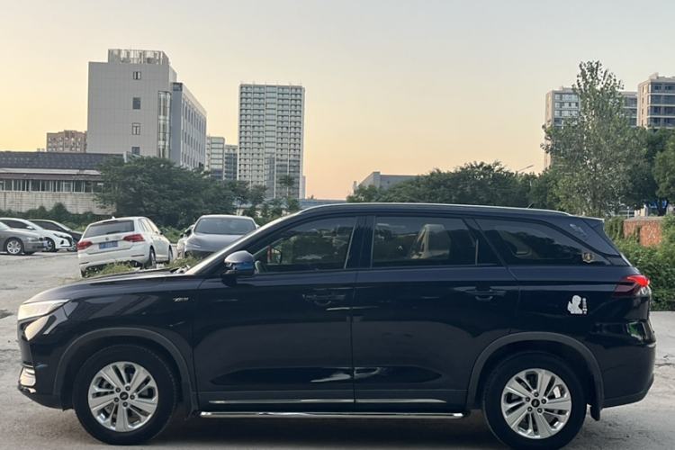 Used CHANGAN OSHAN X7 2020 1.5T Manual Elite Edition Exterior 2