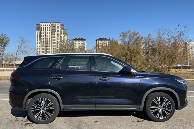 Used CHANGAN OSHAN X7 2020 1.5T Automatic Luxury Model Exterior 2
