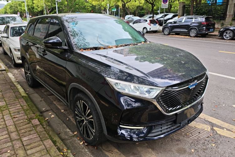 Used CHANGAN OSHAN X7 2020 1.5T Automatic Luxury Version Front Right 45 Deg