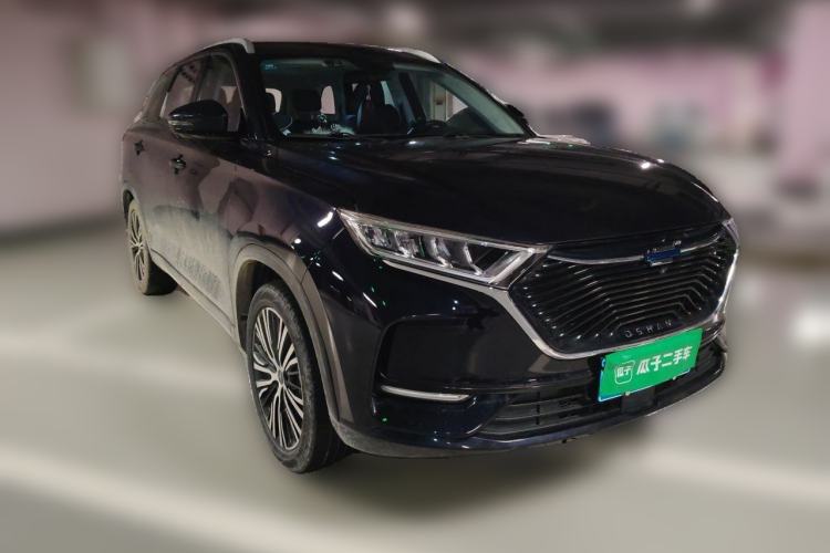 Used CHANGAN OSHAN X7 2020 1.5T Automatic Luxury Model Front Right 45 Deg